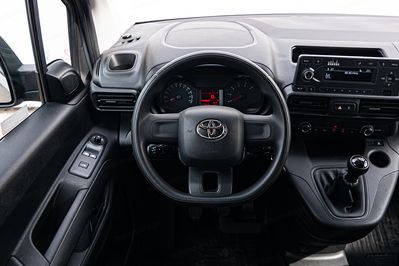 Toyota Proace City Long L2H1 Zabudowa Brygadowa
