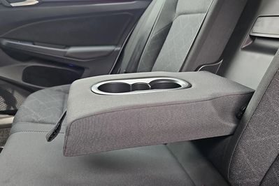 Volkswagen Golf eTSI EVO Life DSG