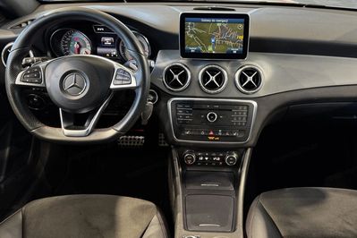 Mercedes CLA 200