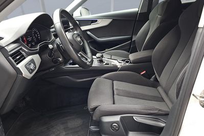 Audi A4 35 TSI s Tronic