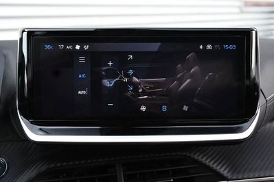 Peugeot 2008 GT e-DCS 1.2 mHEV