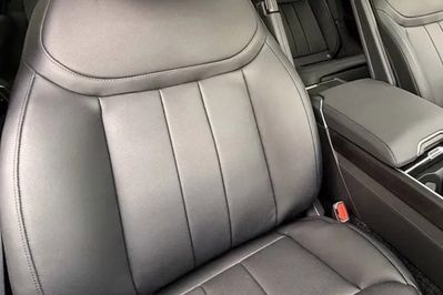 Land Rover Range Rover P550e Autobiography