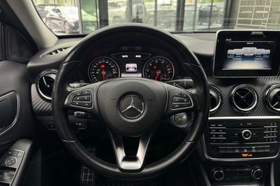 Mercedes GLA 180 7G-DCT