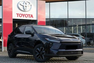 Toyota bZ4X Style EV