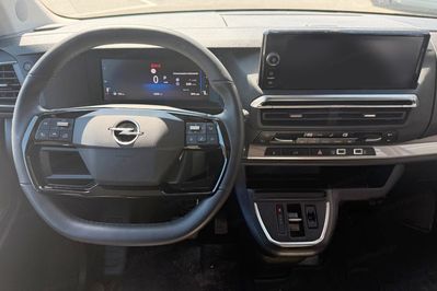 Opel Vivaro XL L2H1 Zabudowa Brygadowa EAT8