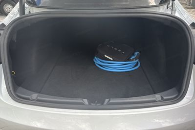 Tesla Model 3 RWD