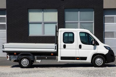 Peugeot Boxer Zabudowa Brygadowa + Skrzynia