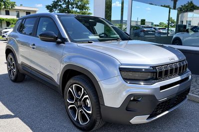 Jeep Avenger Summit 1.2 T3 mHEV FWD eDCT6
