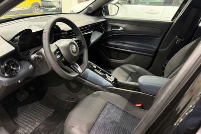 Alfa Romeo Junior 1.2 Ibrida