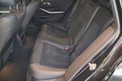 BMW Seria 3 Touring 320d xDrive M Sport