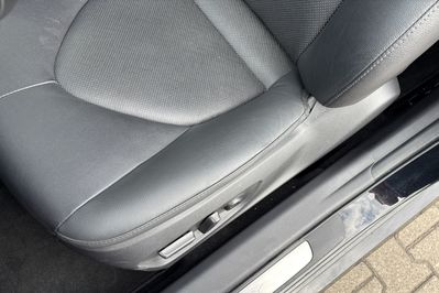 Toyota Camry Executive 2.5 Hybrid