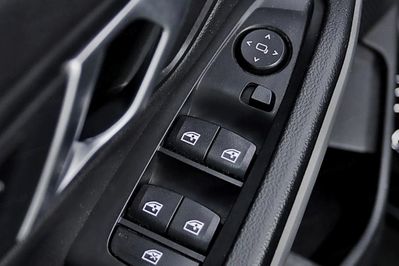 BMW Seria 3 318i Sport Line