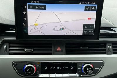 Audi A4 Avant 35 TFSI S Line