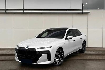 BMW Seria 7 740d xDrive M Sport