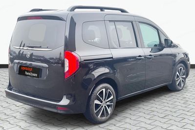 Mercedes T klasa T180d AT