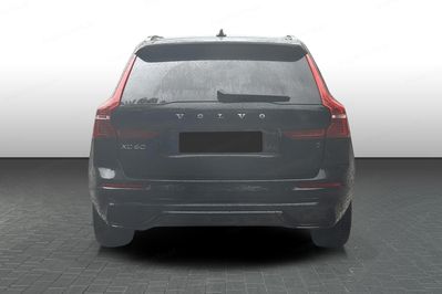 Volvo XC60 B5 B AWD Plus Dark