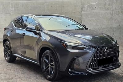 Lexus NX 450h+ Prestige 2.5 Hybrid Plug-in AWD