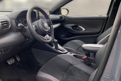 Toyota Yaris Hybrid 1.5 GR Sport