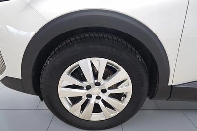 Peugeot 3008 1.2 PureTech Active Pack S&S EAT8