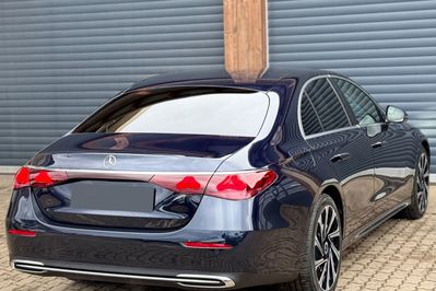 Mercedes E Klasa 200  4-Matic Avantgarde