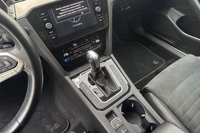 Volkswagen Passat Elegance 2.0 TSI  DSG