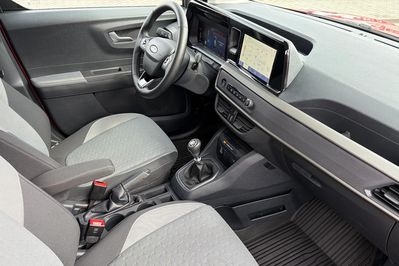 Ford Transit Courier EcoBoost L1H1