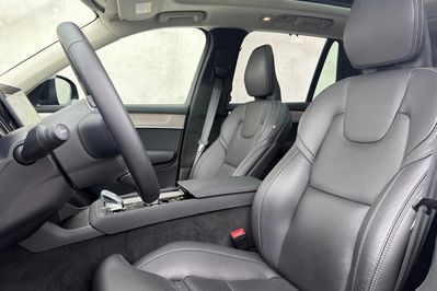 Volvo XC90 T8 AWD Plug-In Hybrid Ultra Dark 7os aut