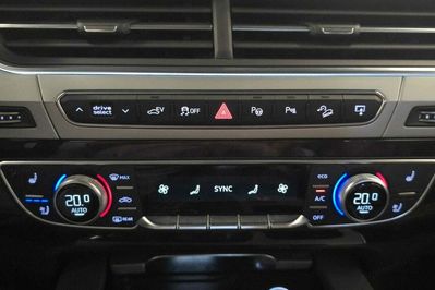 Audi Q7 e-tron 3.0 TDI quattro Tiptr.