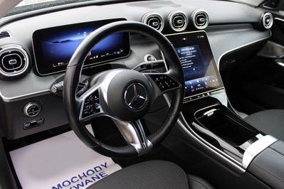 Mercedes Klasa C 300 4MATIC AVANTGARDE