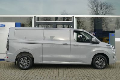 Ford Transit Custom 320 L2H1 Limited A8
