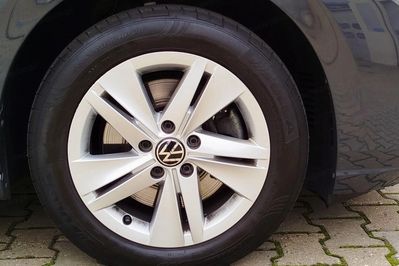 Volkswagen Golf VIII 2.0 TDI Life Plus DSG