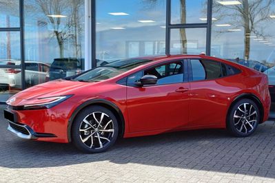 Toyota Prius Prestige 2.0 Hybrid Plug-in