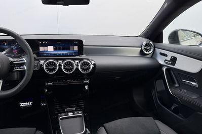 Mercedes CLA 220 4-Matic AMG Line