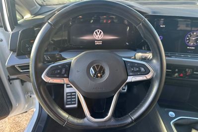 Volkswagen Golf Active 1.0 TSI