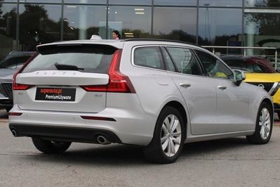 Volvo V60 B4 D Momentum Pro
