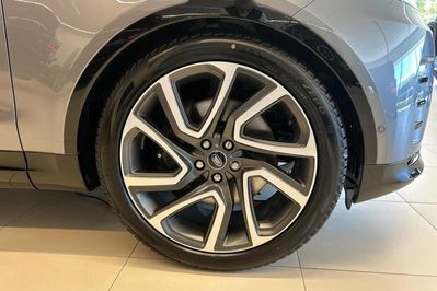 Land Rover Discovery V D250  Dynamic SE