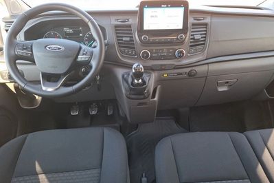 Ford Transit Custom Kombi L2H1
