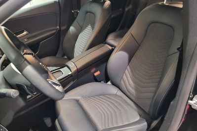 Mercedes CLA 200 mHEV 7G-DCT