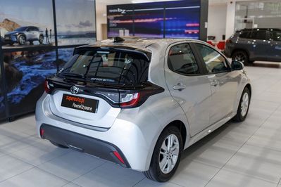 Toyota Yaris Hybrid