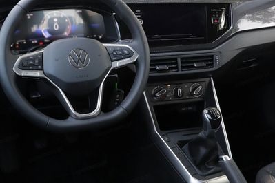 Volkswagen Polo 1.0 MPI Pure