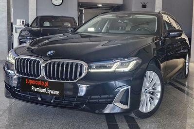BMW Seria 5 Touring 520d xDrive Luxury Line