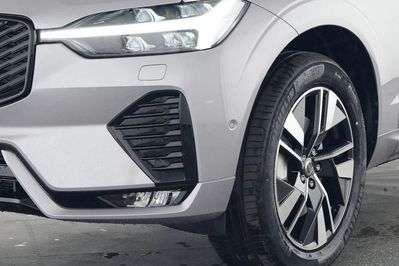 Volvo XC60 B5 B AWD Plus Dark