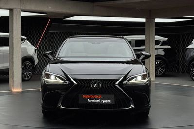 Lexus ES 300h Business Edition