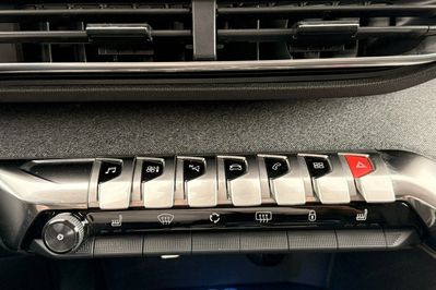 Peugeot 5008 1.2 PureTech Allure Pack S&S EAT8