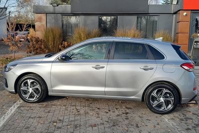 Hyundai i30 1.5 DPI Smart