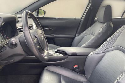 Lexus UX 250h GPF F Impression 2WD