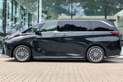 Lexus LM 350h Prestige