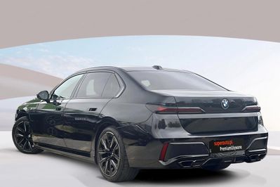 BMW Seria 7 M760e PHEV xDrive sport-aut