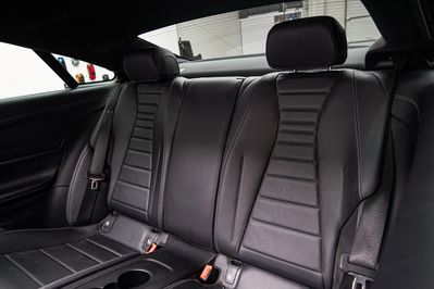 Mercedes Klasa E E 300 Coupe 2.0 9G-TRONIC