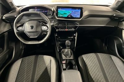 Peugeot 2008 ALLURE 1.2 PureTech